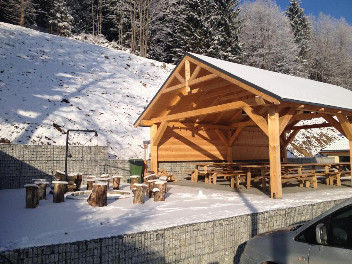 Zlote Gory - Czarna Gora Bed & Breakfast Sienna  Exterior foto