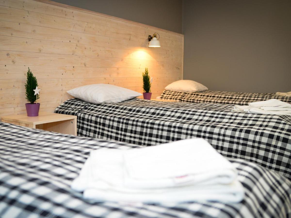 Zlote Gory - Czarna Gora Bed & Breakfast Sienna  Exterior foto