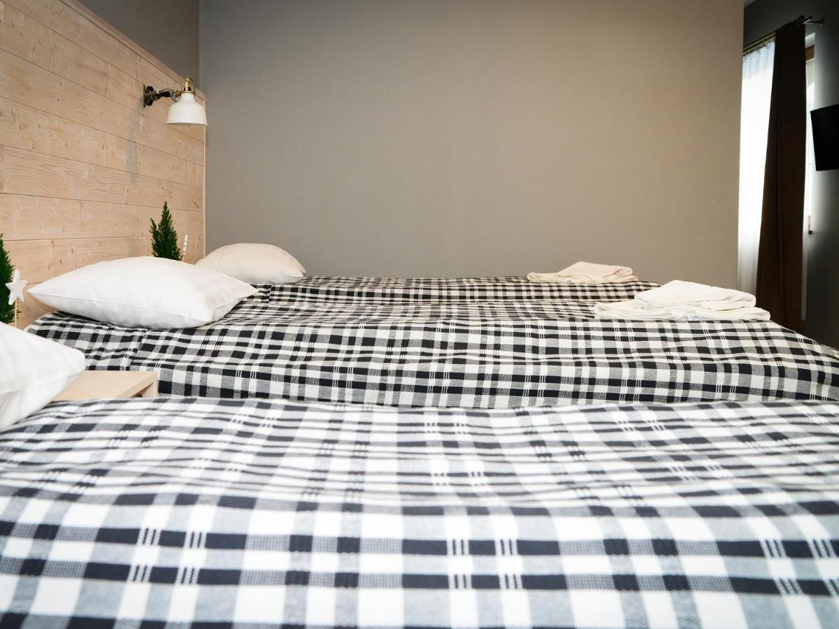Zlote Gory - Czarna Gora Bed & Breakfast Sienna  Exterior foto