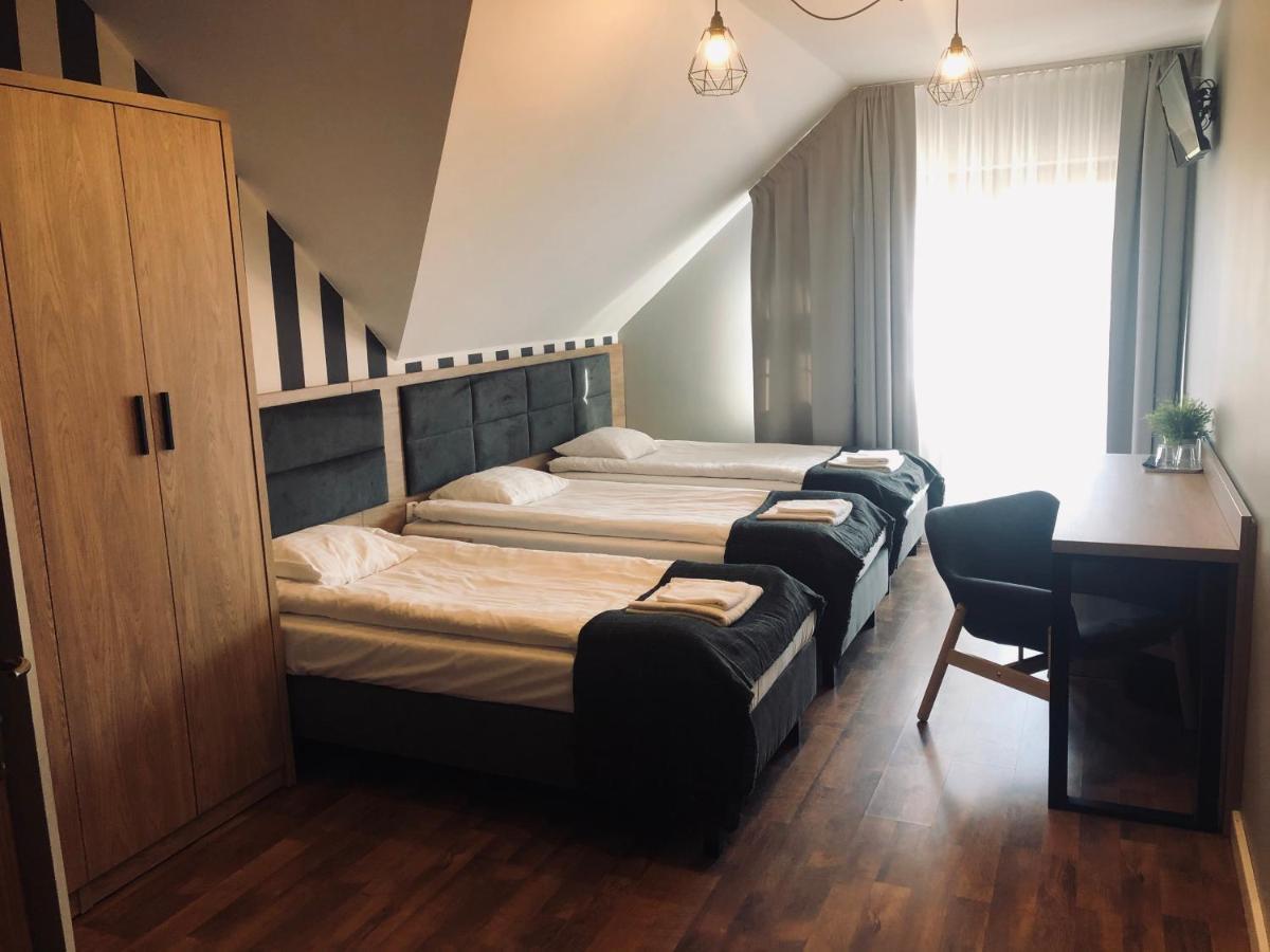 Zlote Gory - Czarna Gora Bed & Breakfast Sienna  Exterior foto