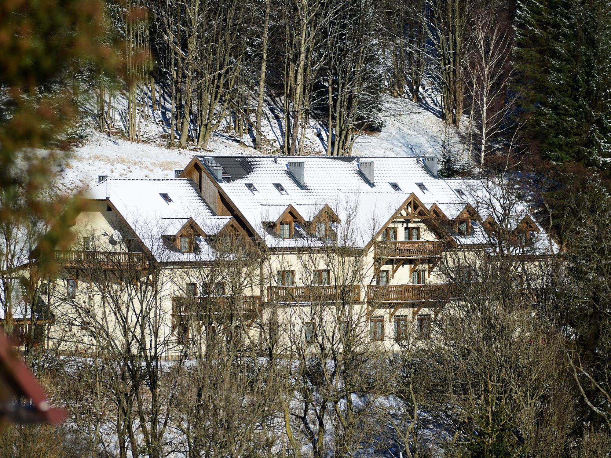 Zlote Gory - Czarna Gora Bed & Breakfast Sienna  Exterior foto